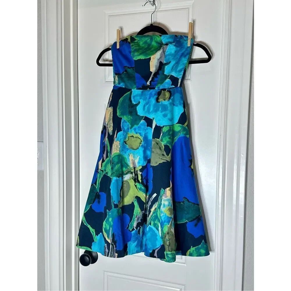 Anthropologie size 0 strapless blue A line dress with petticoat